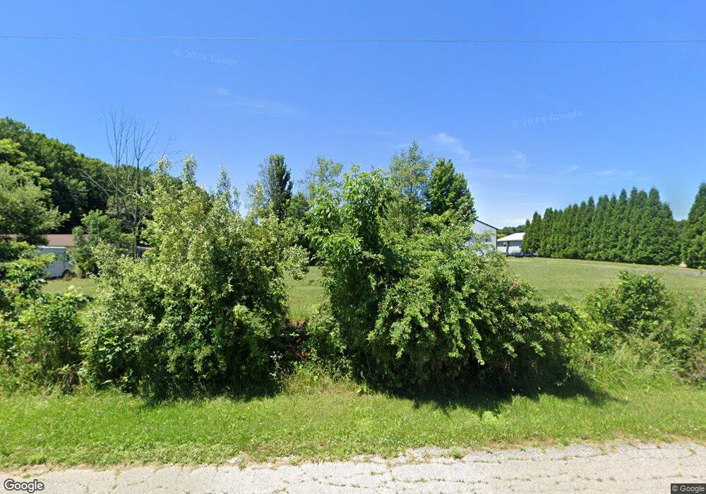 5604 N 150 E, La Porte, IN 46350 - photo 1