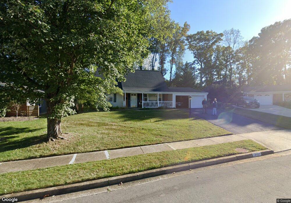 13111 Melrae Ct, Fairfax, VA 22033 - photo 1