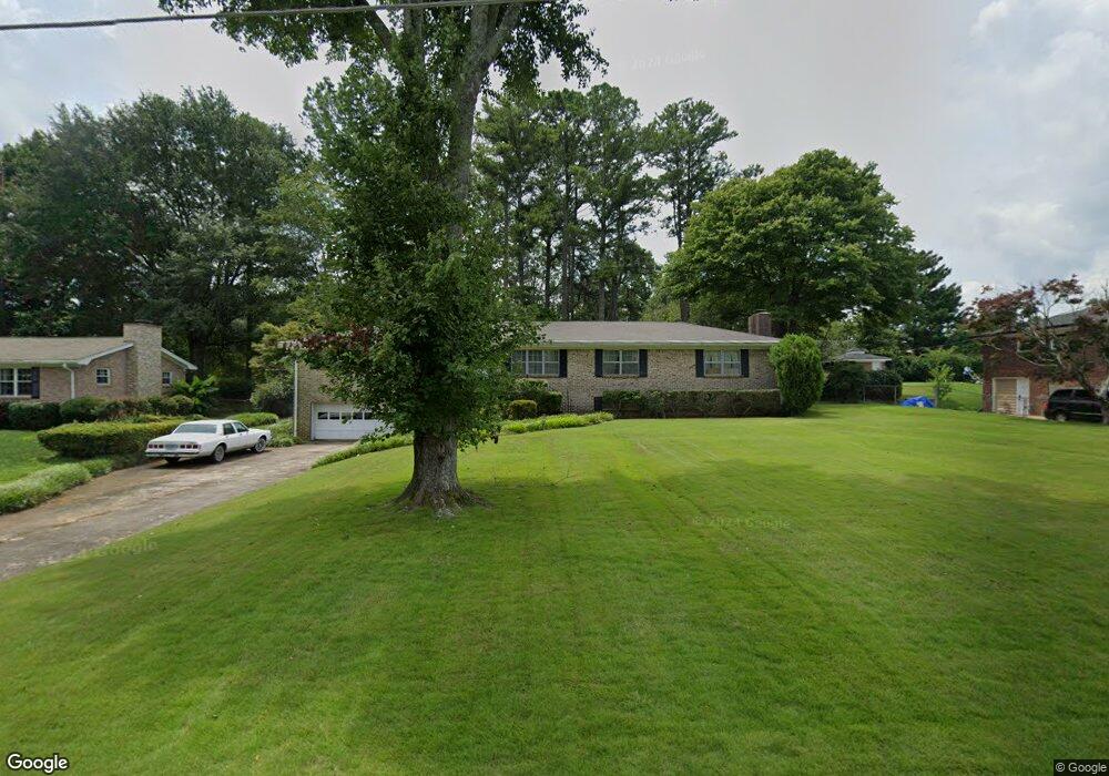 1760 Kinridge Rd, Marietta, GA 30062 - photo 1