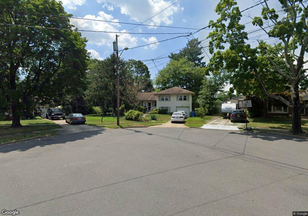 5 Suffolk Ct, Cherry Hill, NJ 08034 - photo 1