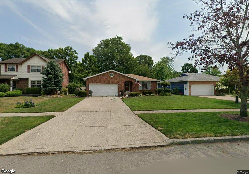 1469 Fairfield Dr, North Tonawanda, NY 14120 - photo 1