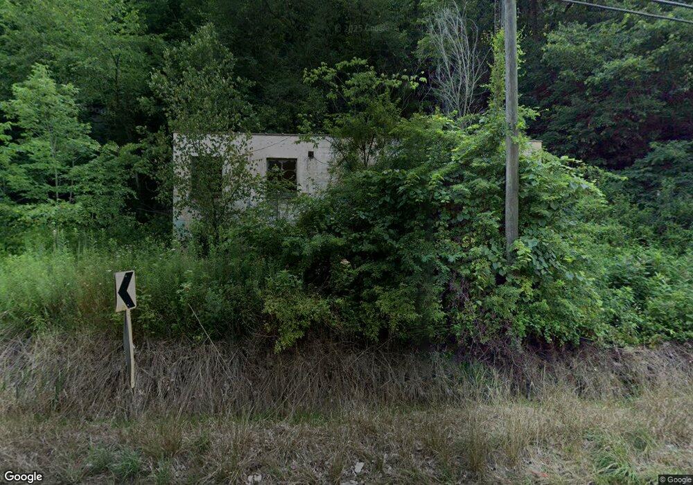 541 Hillcrest Rd, Wellsville, OH 43968 - photo 1