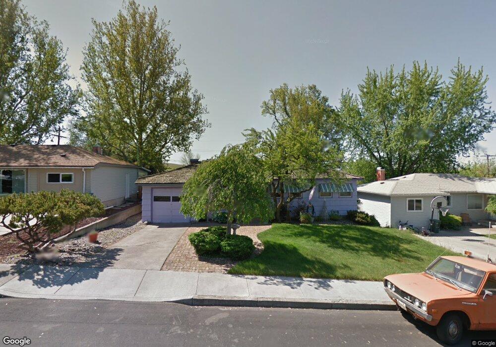 2410 SW Nye Ave, Pendleton, OR 97801 - photo 1