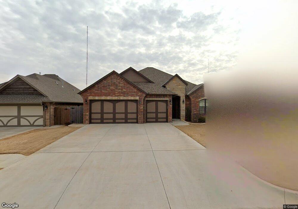 1908 NE 25th St, Moore, OK 73160 - photo 1