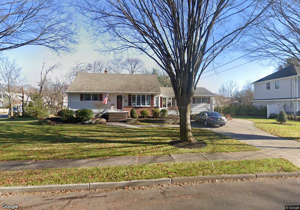 264 Hoppers Ln, Paramus, NJ 07652 - photo 1