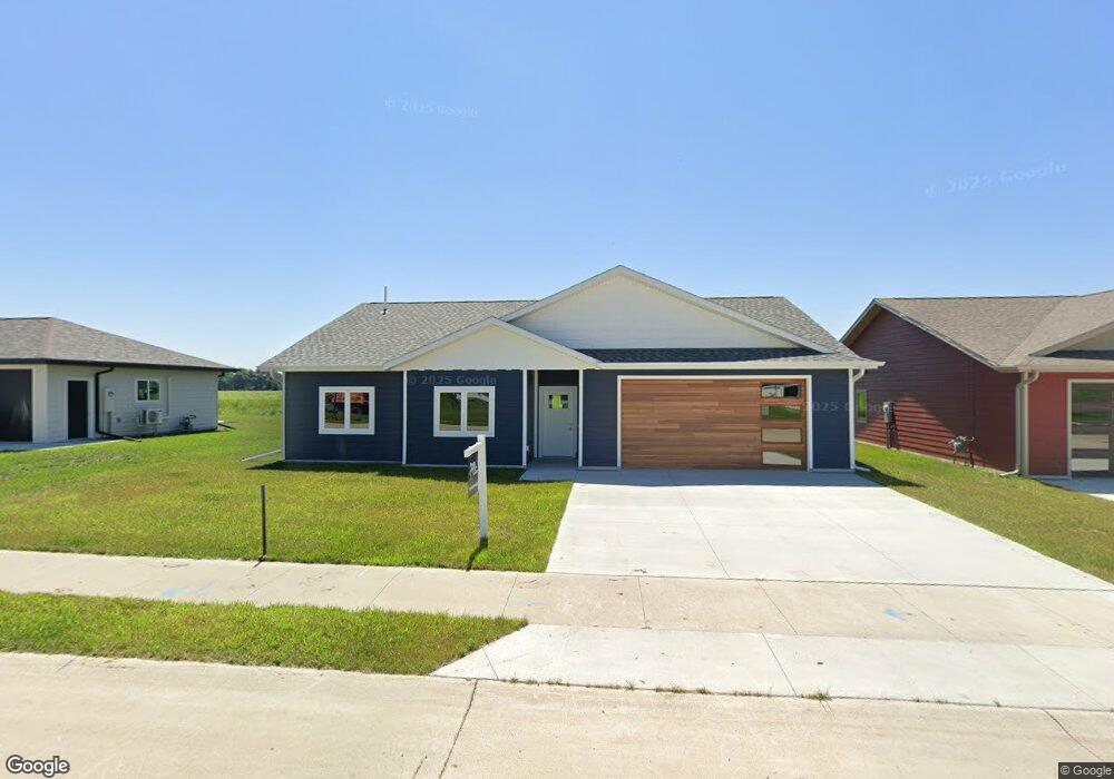 1401 38th St unit 197, Spirit Lake, IA 51360 - photo 1