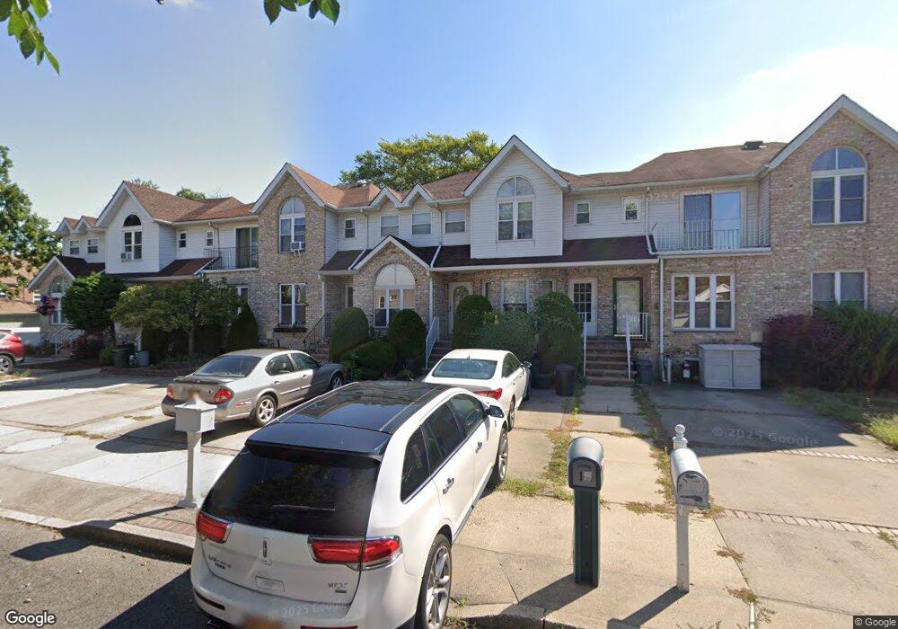 15 Treetz Place, Staten Island, NY 10314 - photo 1