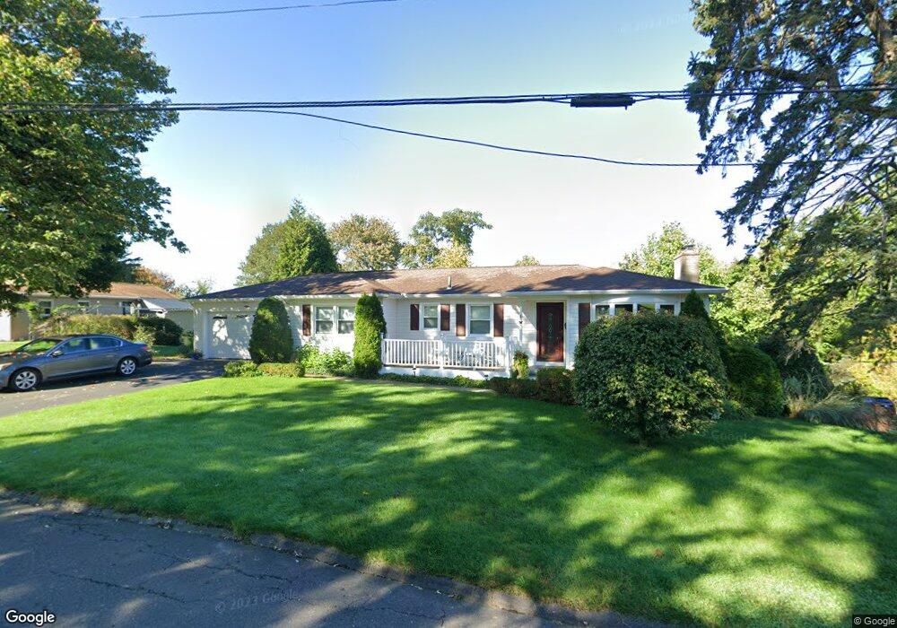 6 Mountain View Dr, Waterbury, CT 06706 - photo 1