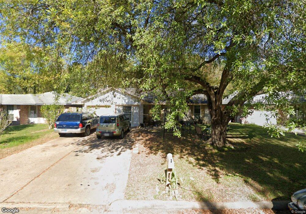 1922 Dormstom Ln, Houston, TX 77088 - photo 1