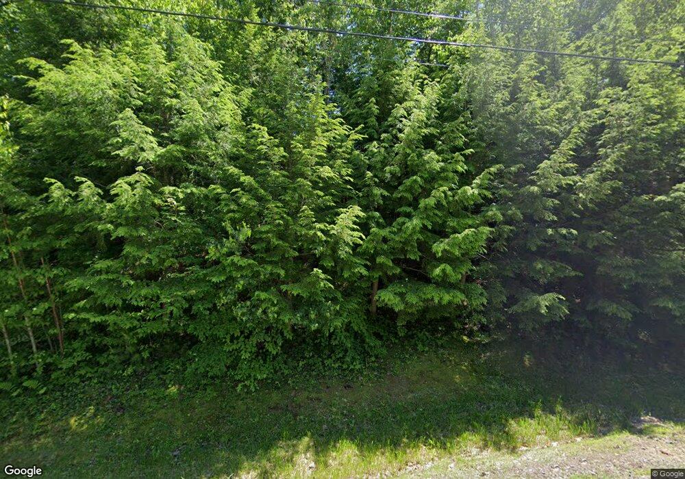 98 Evergreen Cir, Henniker, NH 03242 - photo 1