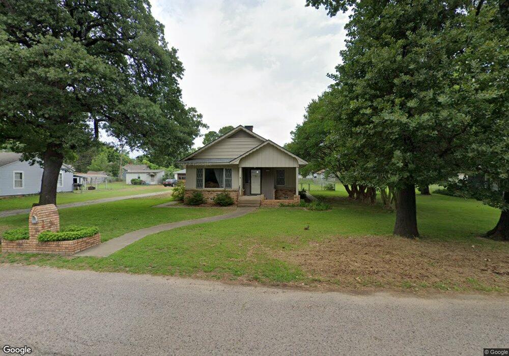 909 W Hanna St, Denison, TX 75020 - photo 1