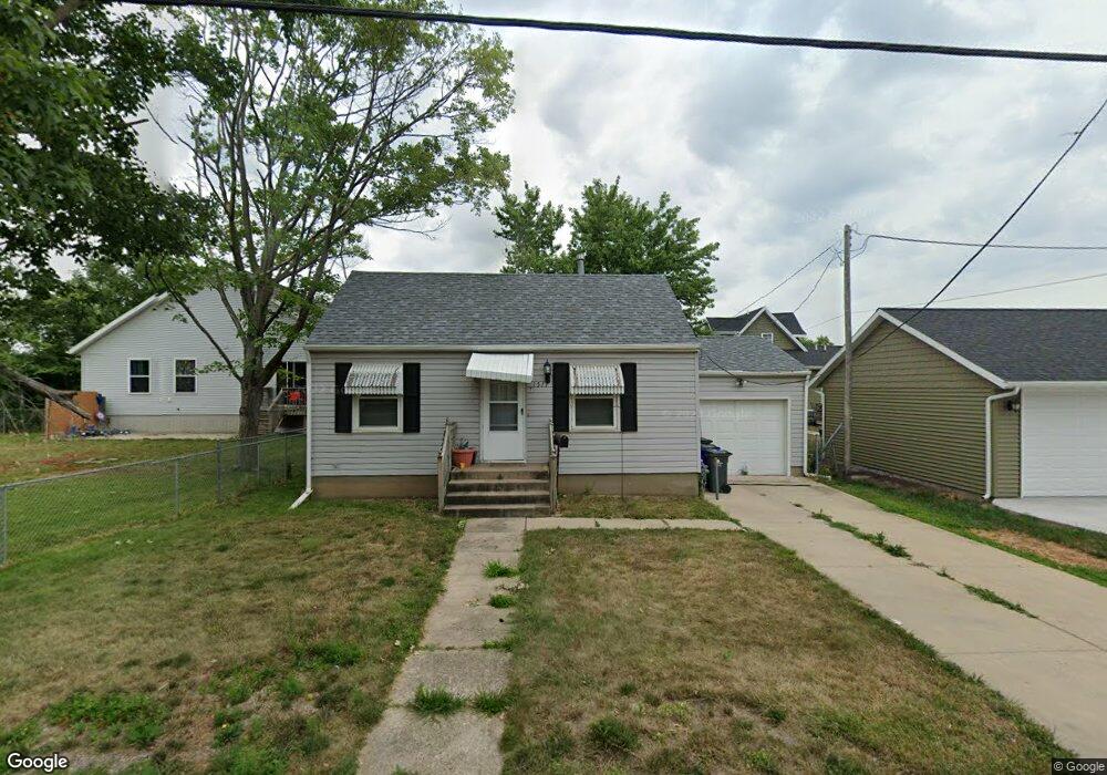 1511 M St SW, Cedar Rapids, IA 52404 - photo 1