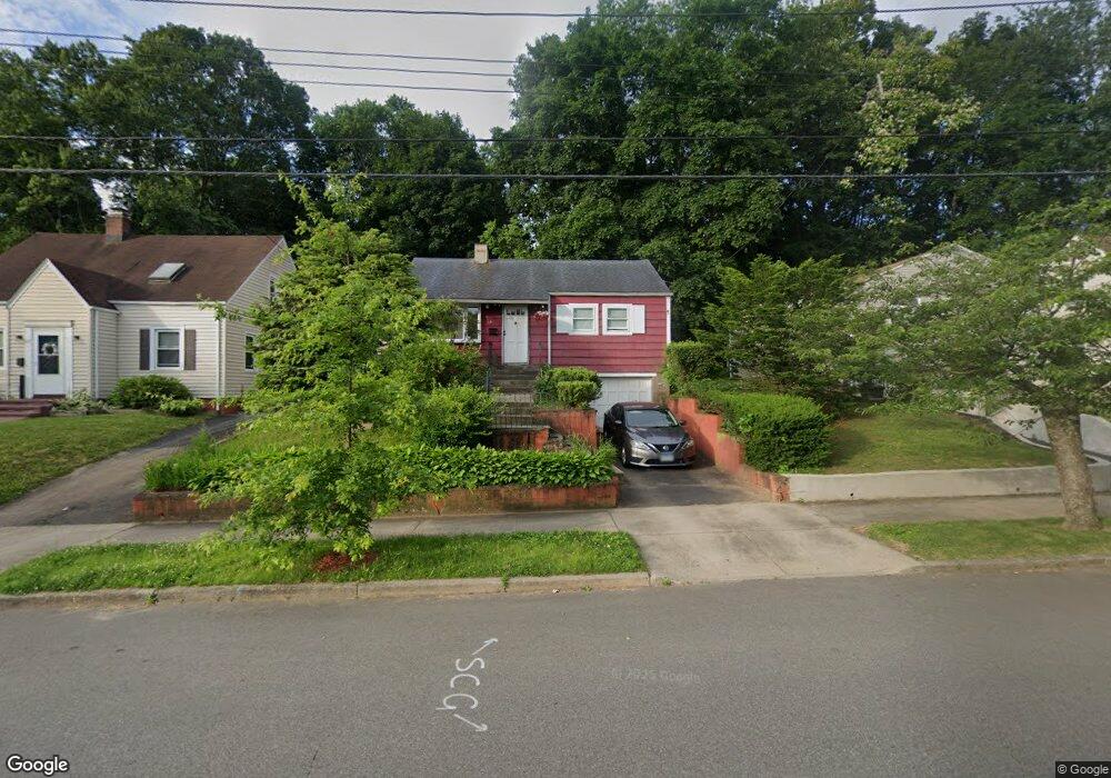 78 Lawncrest Rd, New Haven, CT 06515 - photo 1