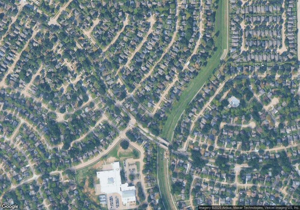 8511 Sunny Ridge Dr, Houston, TX 77095 - photo 1