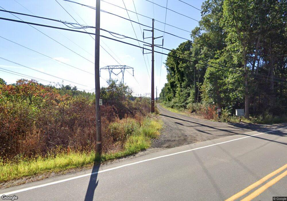 202 Windham Rd, Pelham, NH 03076 - photo 1