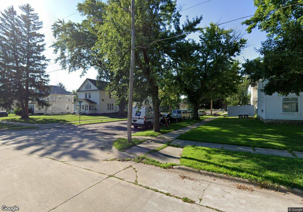 301 7th St SW, Austin, MN 55912 - photo 1