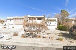 5536 Overlook Dr NE, Albuquerque, NM 87111