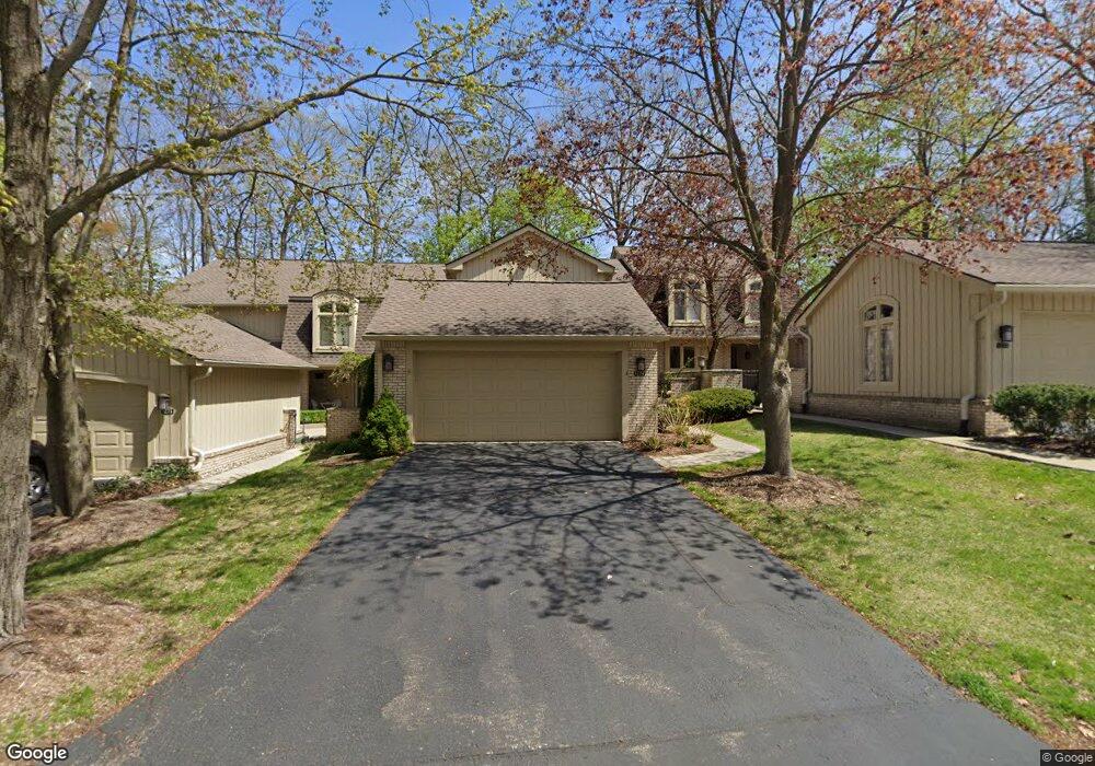 1278 Greenglen Ct, Bloomfield Hills, MI 48304 - photo 1