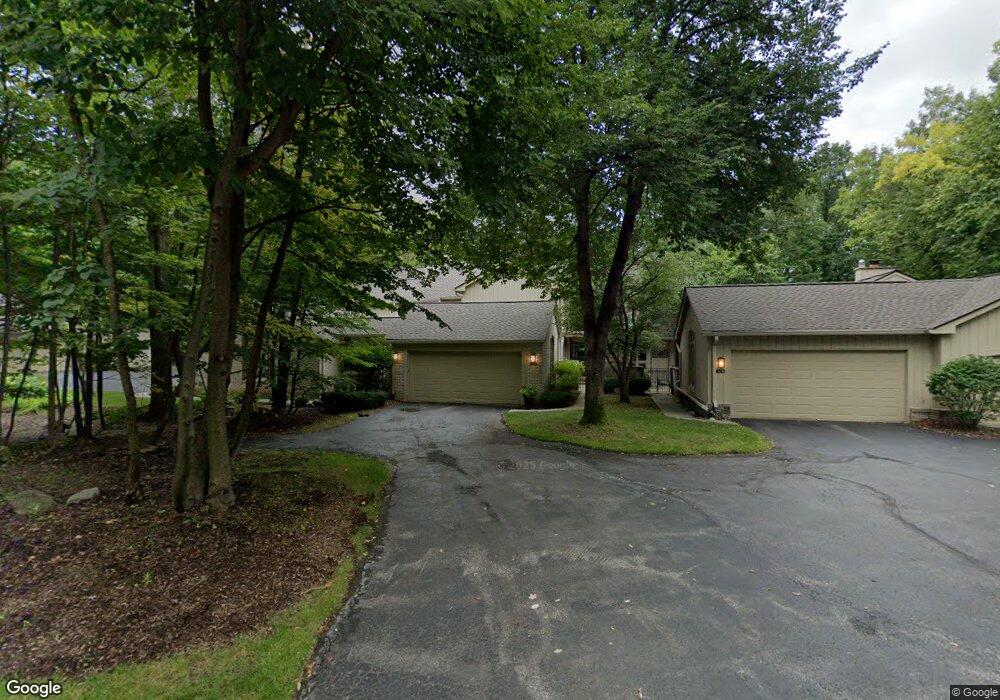 1222 S Timberview Trail, Bloomfield Hills, MI 48304 - photo 1