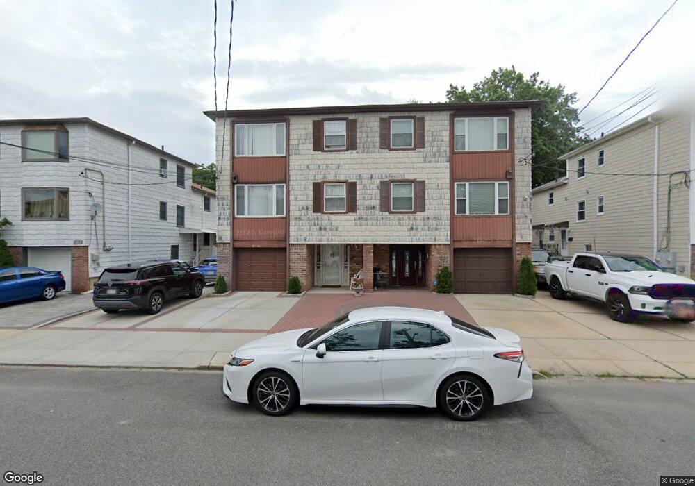 15-77 209th St, Flushing, NY 11360 - photo 1