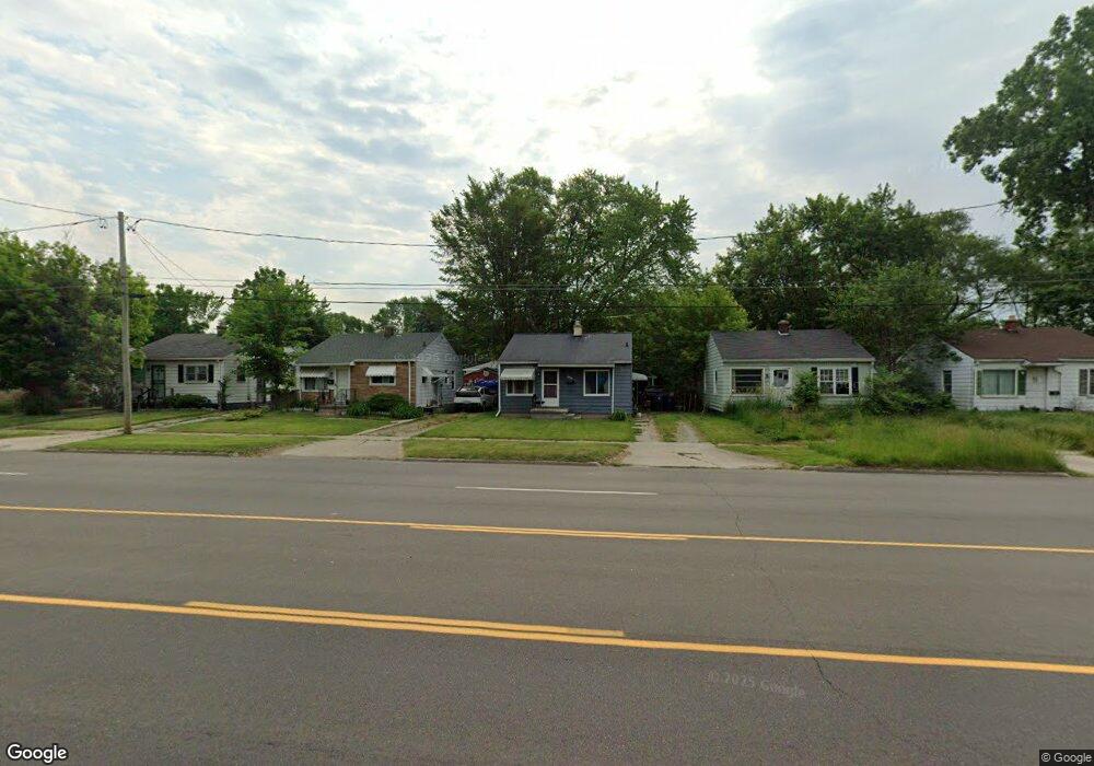 979 S Ballenger Hwy, Flint, MI 48532 - photo 1