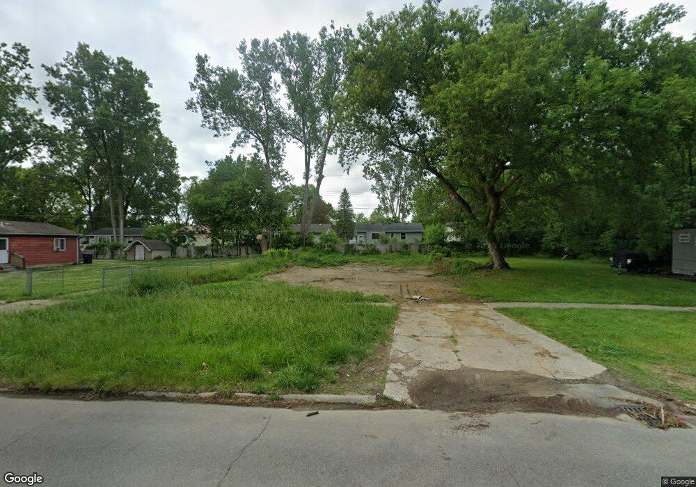 2805 E Pierson Rd, Flint, MI 48506 - photo 1