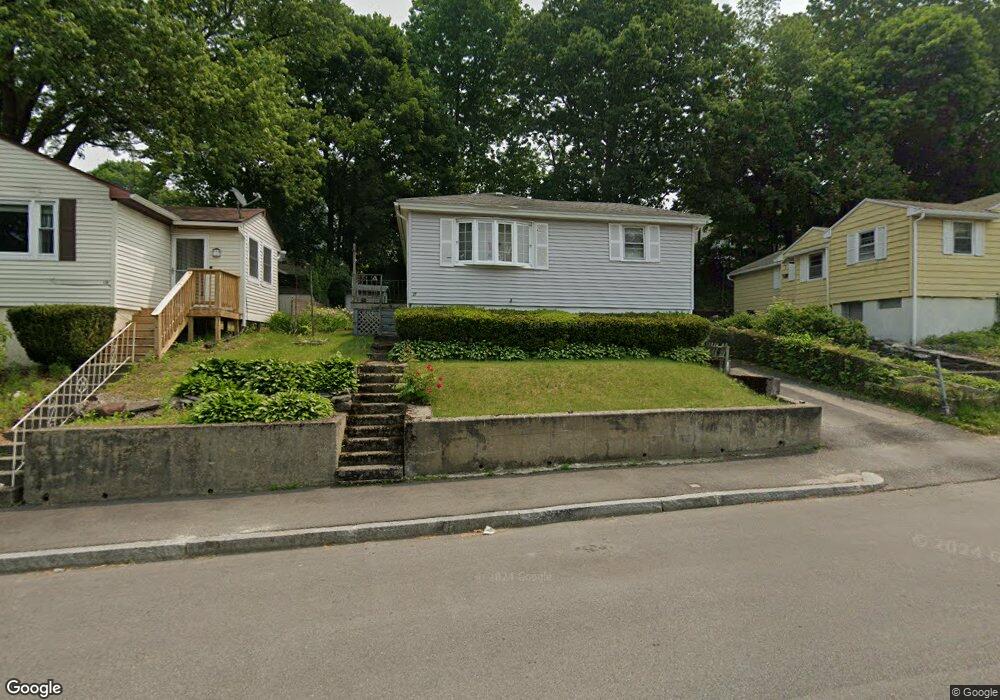 21 Harold St, Worcester, MA 01604 - photo 1