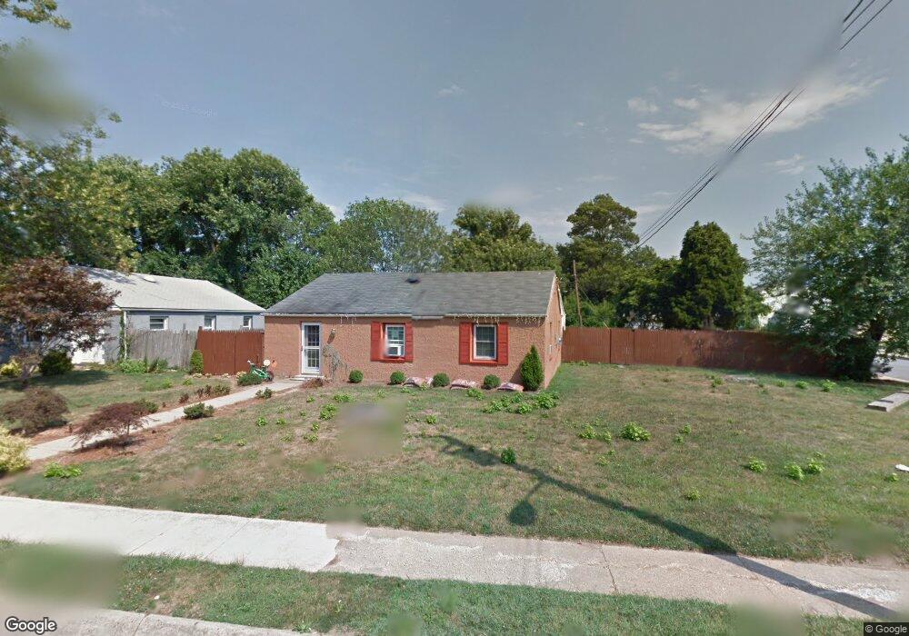 440 Howell Dr, New Castle, DE 19720 - photo 1