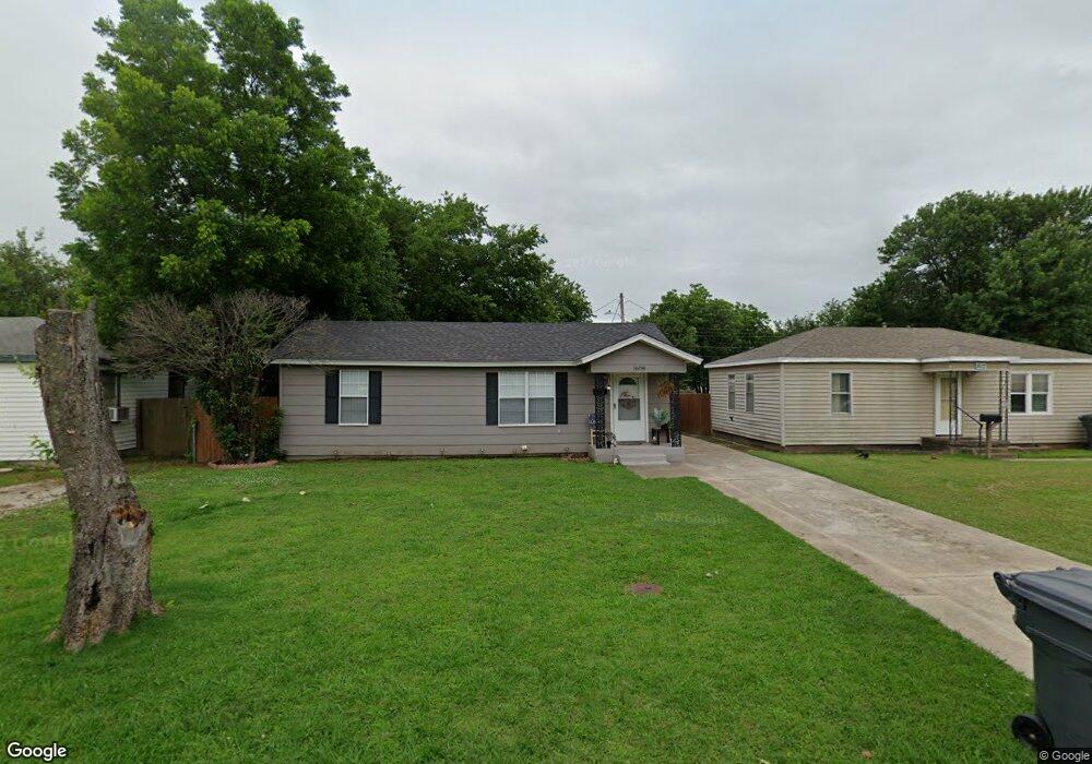 1608 7th Ave NW, Ardmore, OK 73401 - photo 1