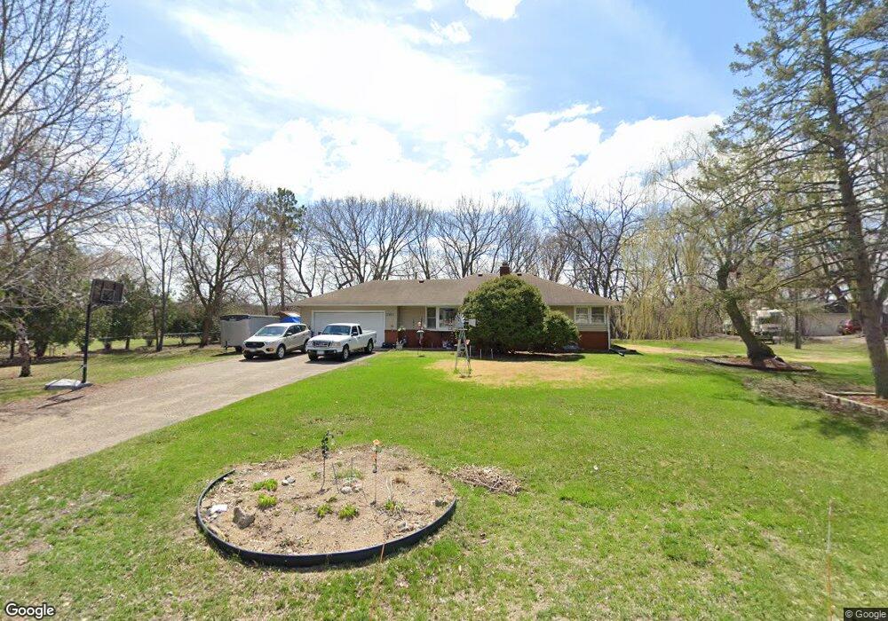 17803 Jericho Rd, Wayzata, MN 55391 - photo 1