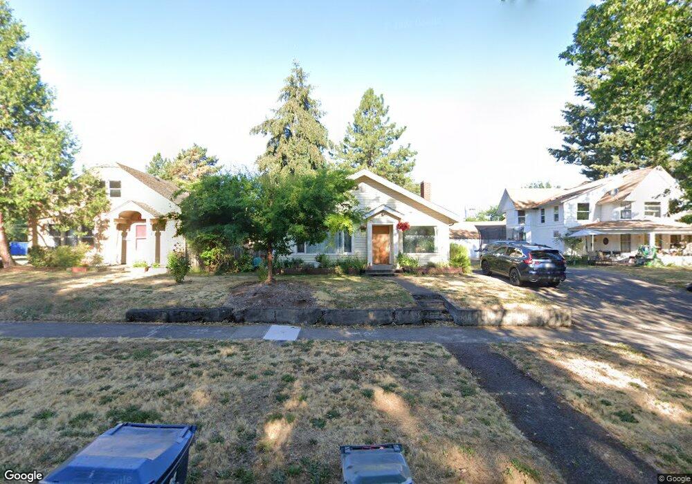 1678 Villard St, Eugene, OR 97403 - photo 1