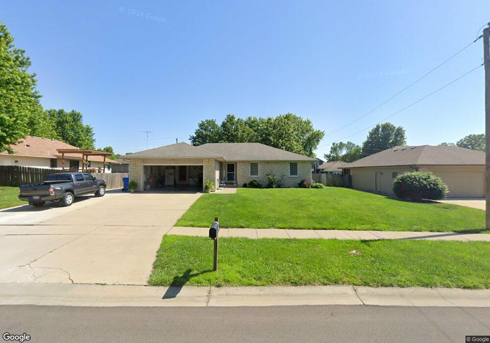 7509 SW Bingham Rd, Topeka, KS 66614 - photo 1