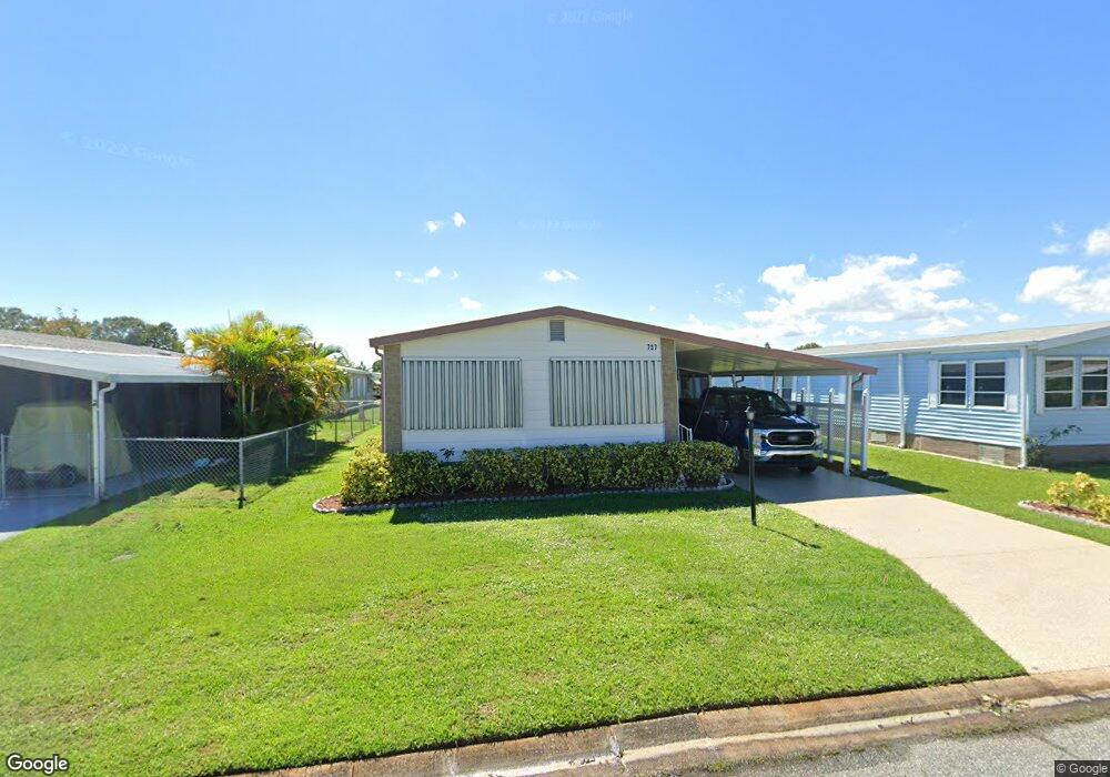 737 Hyacinth Cir, Sebastian, FL 32976 - photo 1