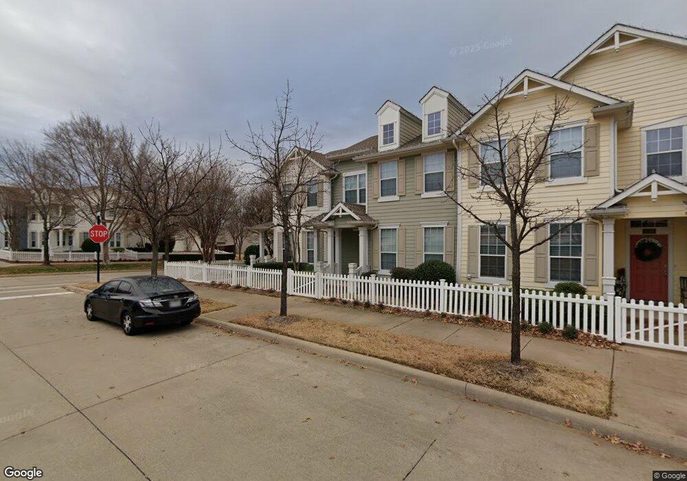 6152 Crescent St, North Richland Hills, TX 76180 - photo 1