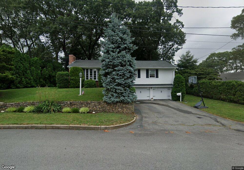 11 Andover Dr, Warwick, RI 02886 - photo 1