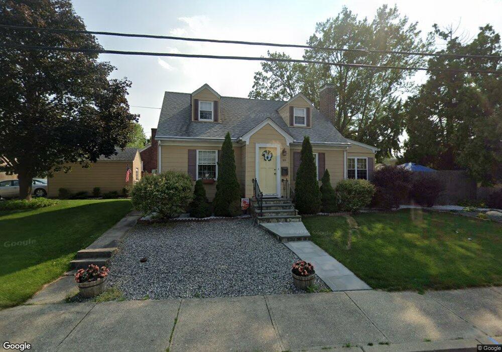 119 Harmon Ave, Cranston, RI 02910 - photo 1
