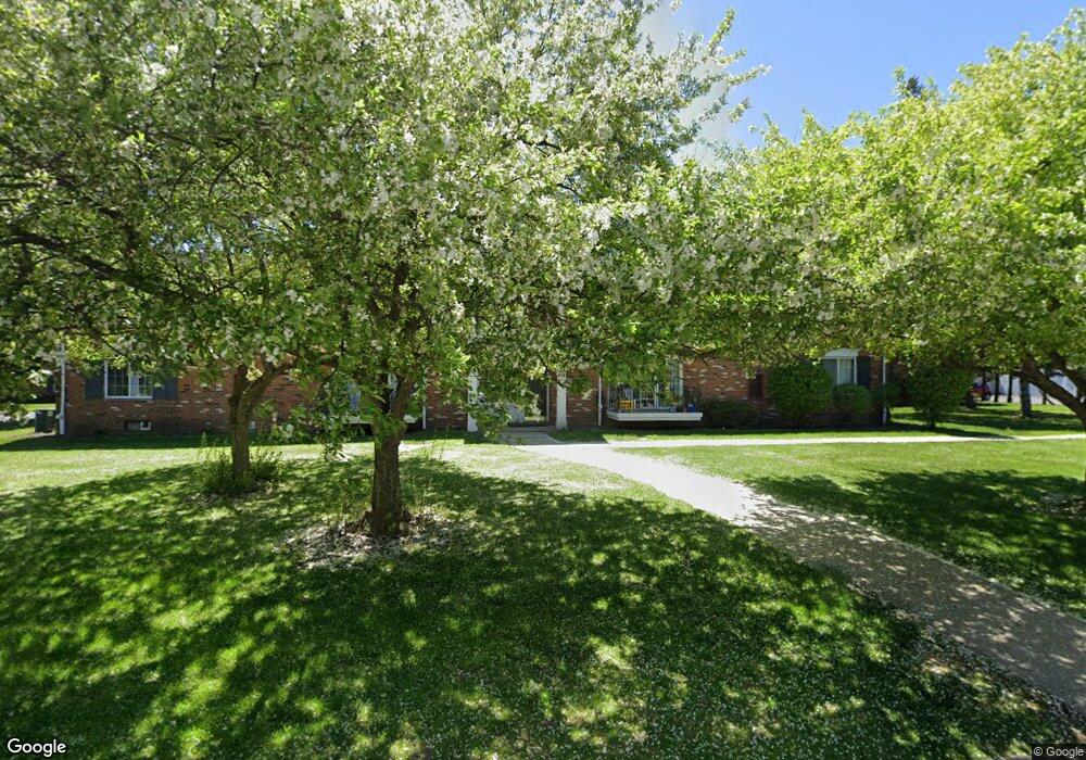 416 Fox Hills Dr S unit 3, Bloomfield Hills, MI 48304 - photo 1