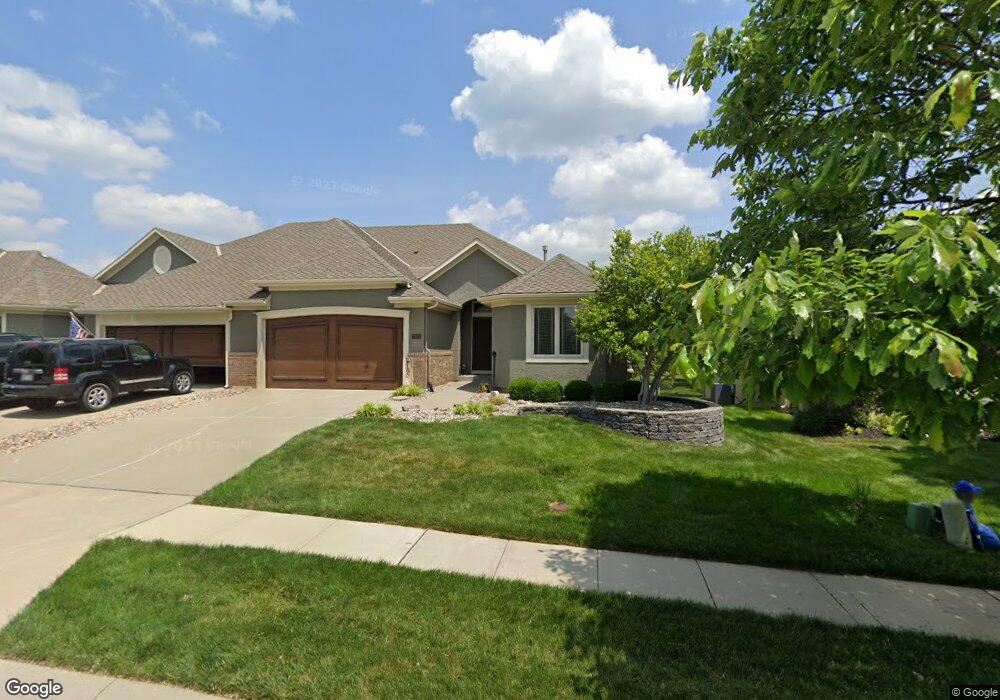 19520 W 100th Terrace, Lenexa, KS 66220 - photo 1
