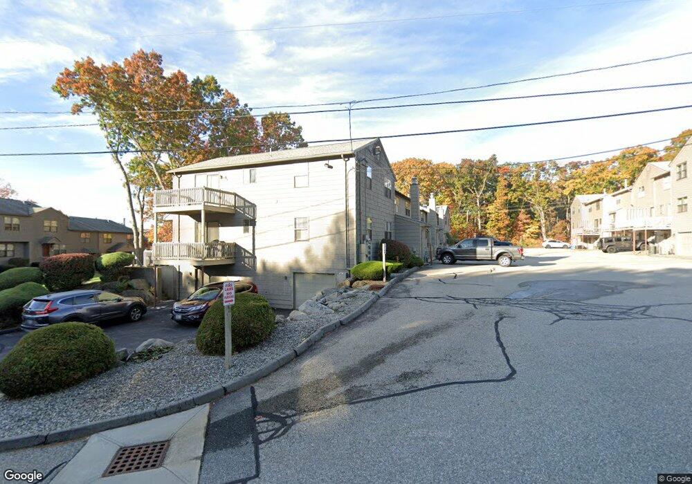 407 Pinewood Dr unit B7, Smithfield, RI 02917 - photo 1