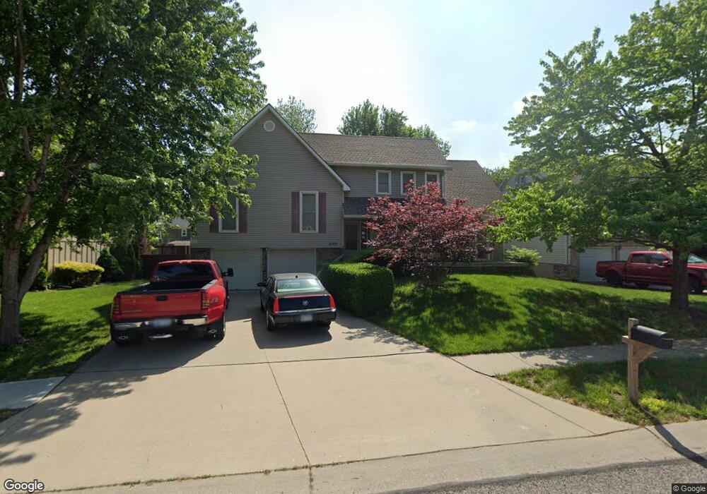 10281 Haskins St, Lenexa, KS 66215 - photo 1