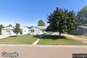 908 Maple St, Springfield, SD 57062