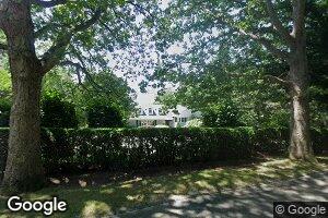 12 East Rd, Port Washington, NY 11050