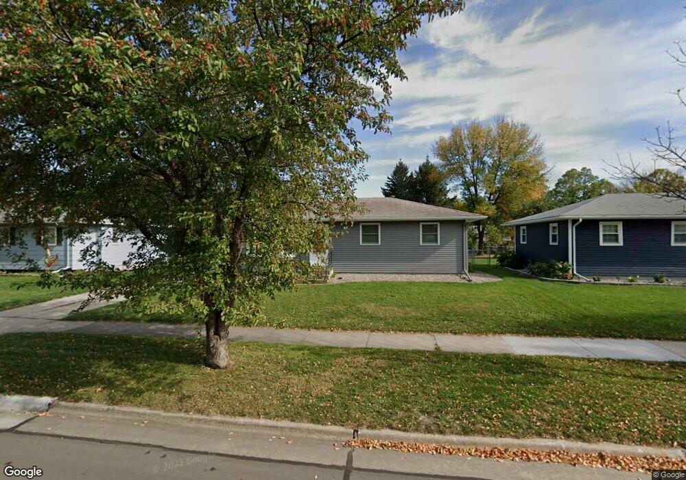 1815 Drees Dr, Grand Forks, ND 58201 - photo 1