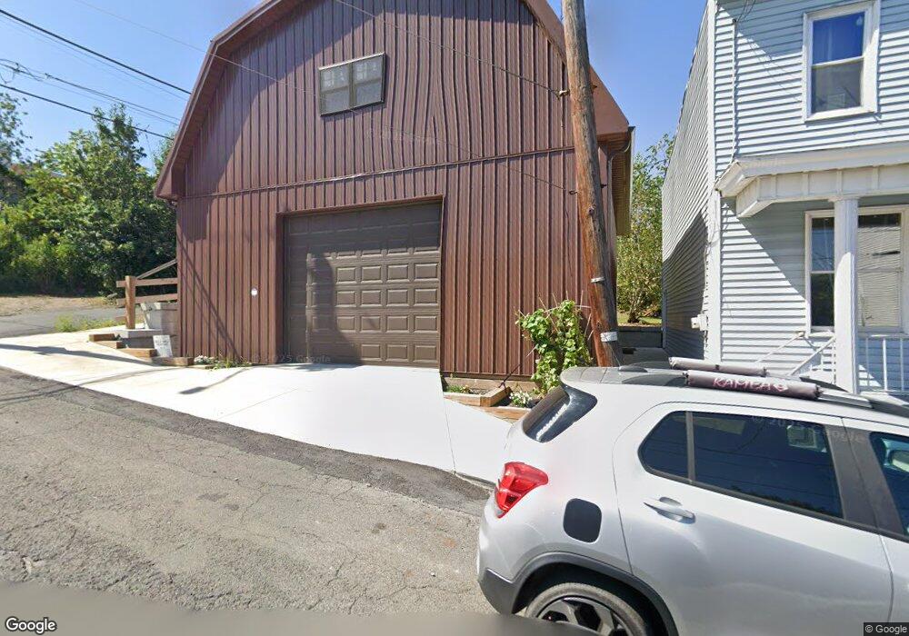 21 W Poplar St, Shenandoah, PA 17976 - photo 1