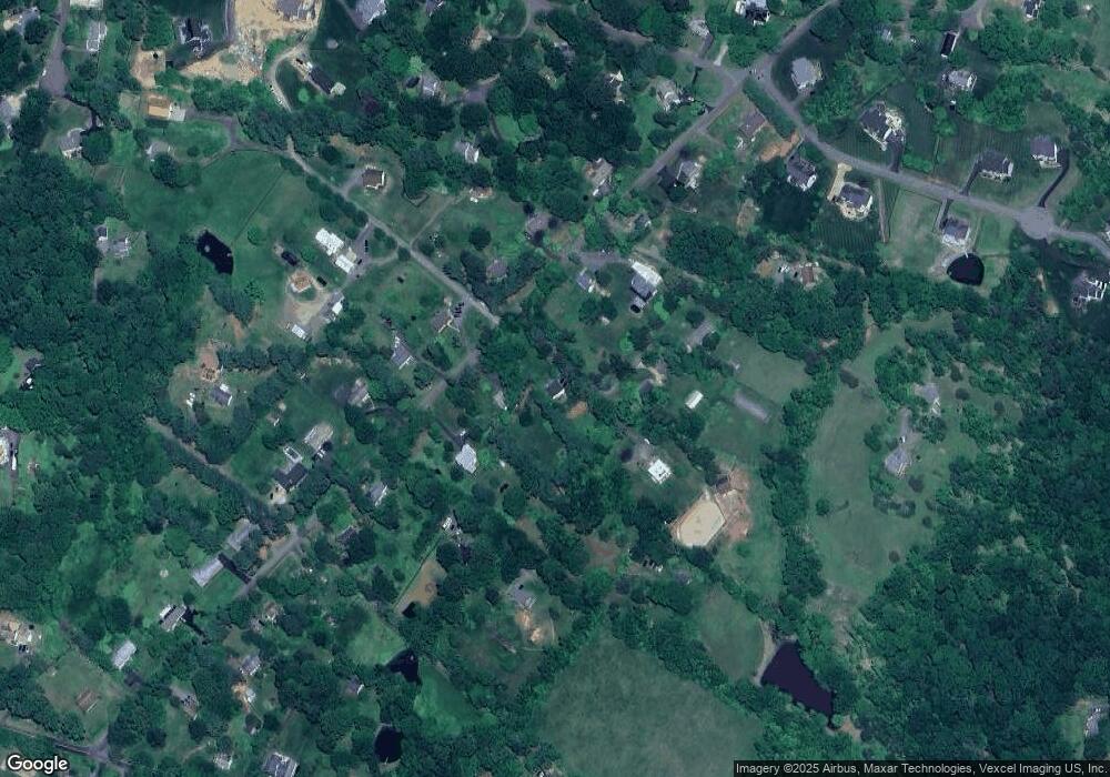 6769 Grays Mill Rd, Warrenton, VA 20187 - photo 1