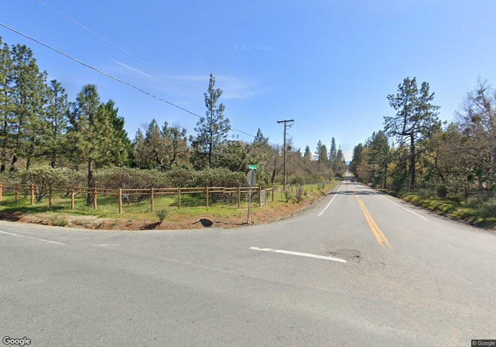 1910 Plumtree Ln, Grants Pass, OR 97526 - photo 1