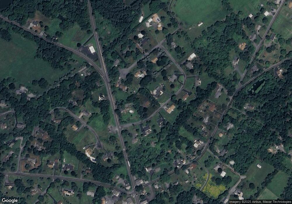 5313 Elgin Dr, Emmaus, PA 18049 - photo 1