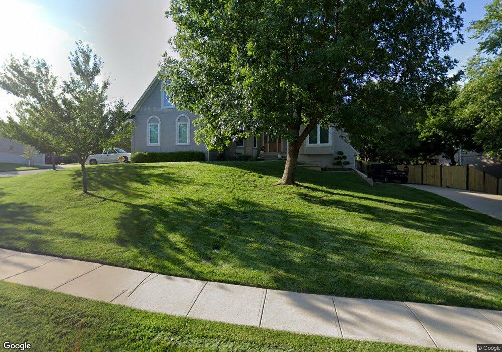 13608 W 53rd Terrace, Shawnee, KS 66216 - photo 1