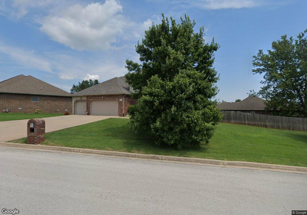 612 N Maplewood Hills Rd, Nixa, MO 65714 - photo 1