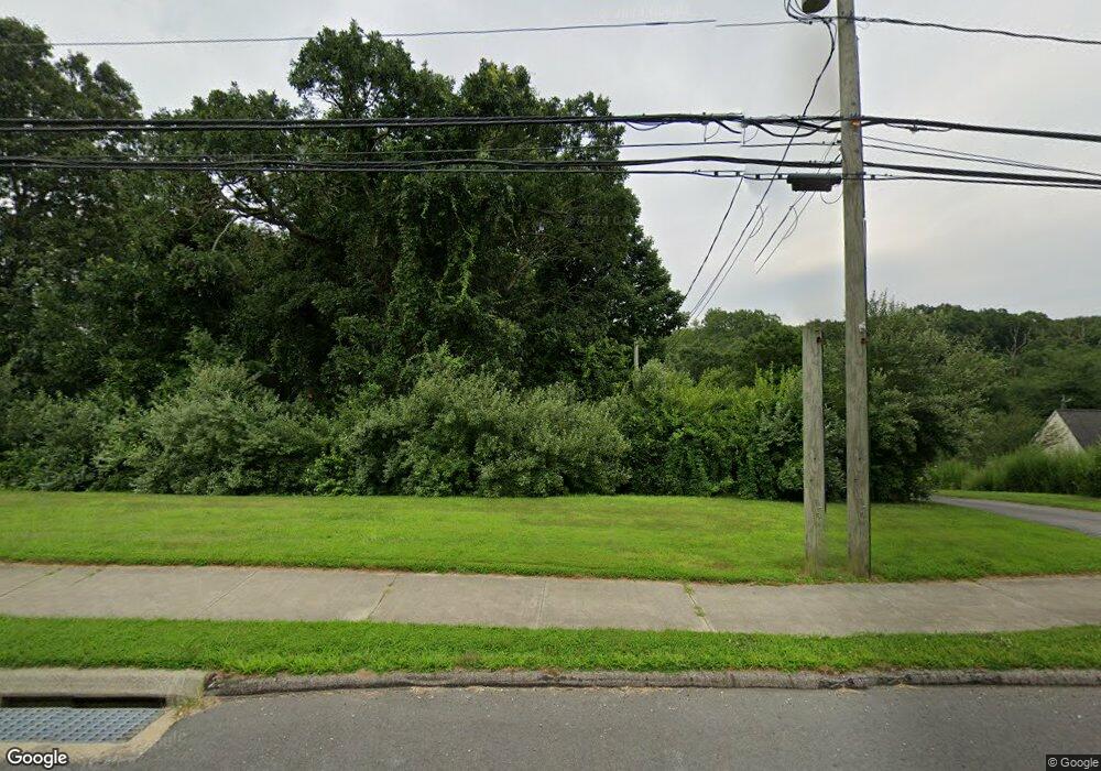 188 Putnam Rd, Plainfield, CT 06374 - photo 1